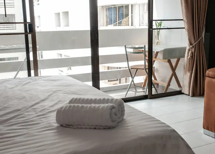 Appartement Cozy 1br Walk To Bts And Airport Rail Link Close To Malls T