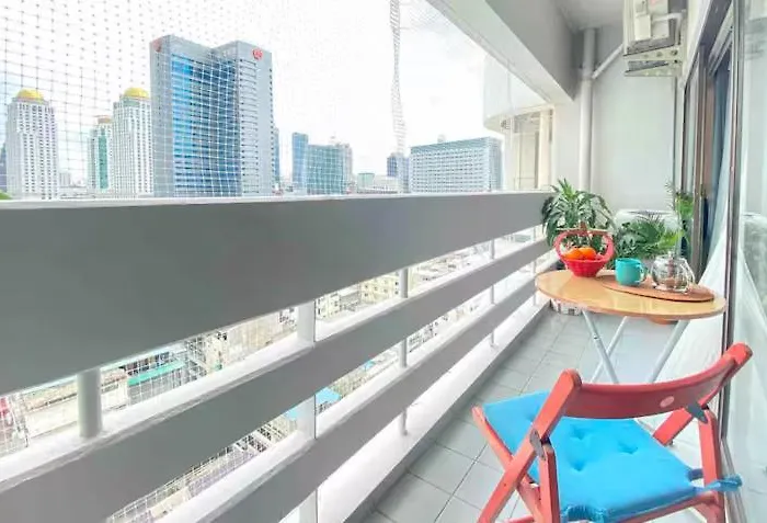 Appartement Cozy 1br Walk To Bts And Airport Rail Link Close To Malls T