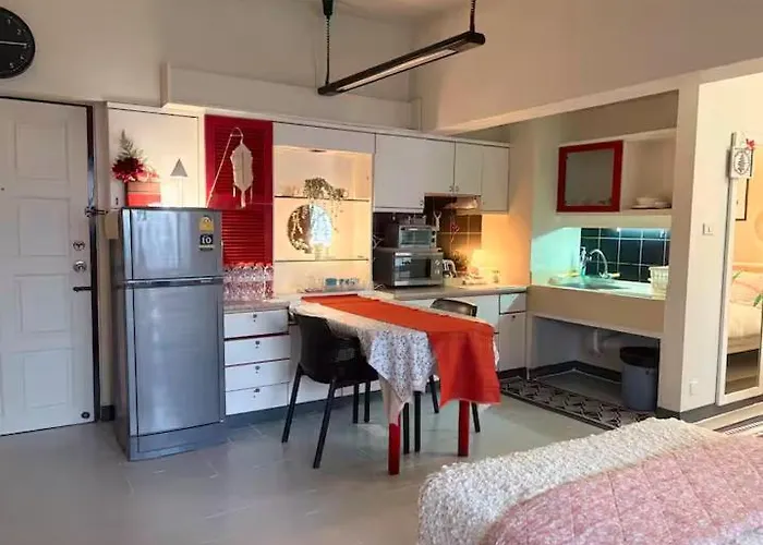 Cozy 1br Walk To Bts And Airport Rail Link Close To Malls T Bangkok