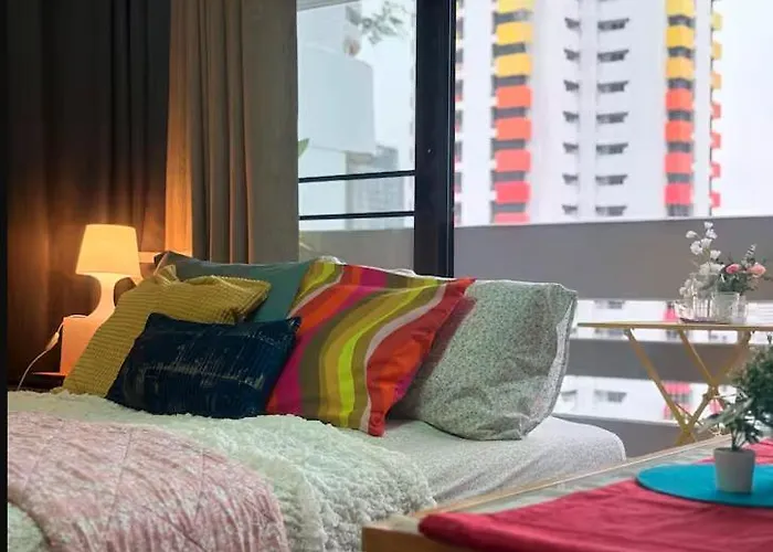 Cozy 1br Walk To Bts And Airport Rail Link Close To Malls T *