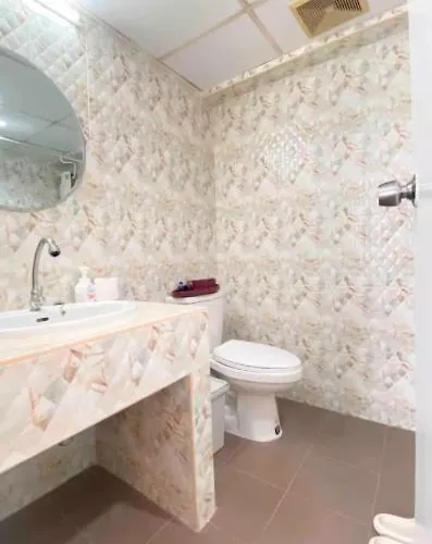 Cozy 1br Walk To Bts And Airport Rail Link Close To Malls T * Bangkok